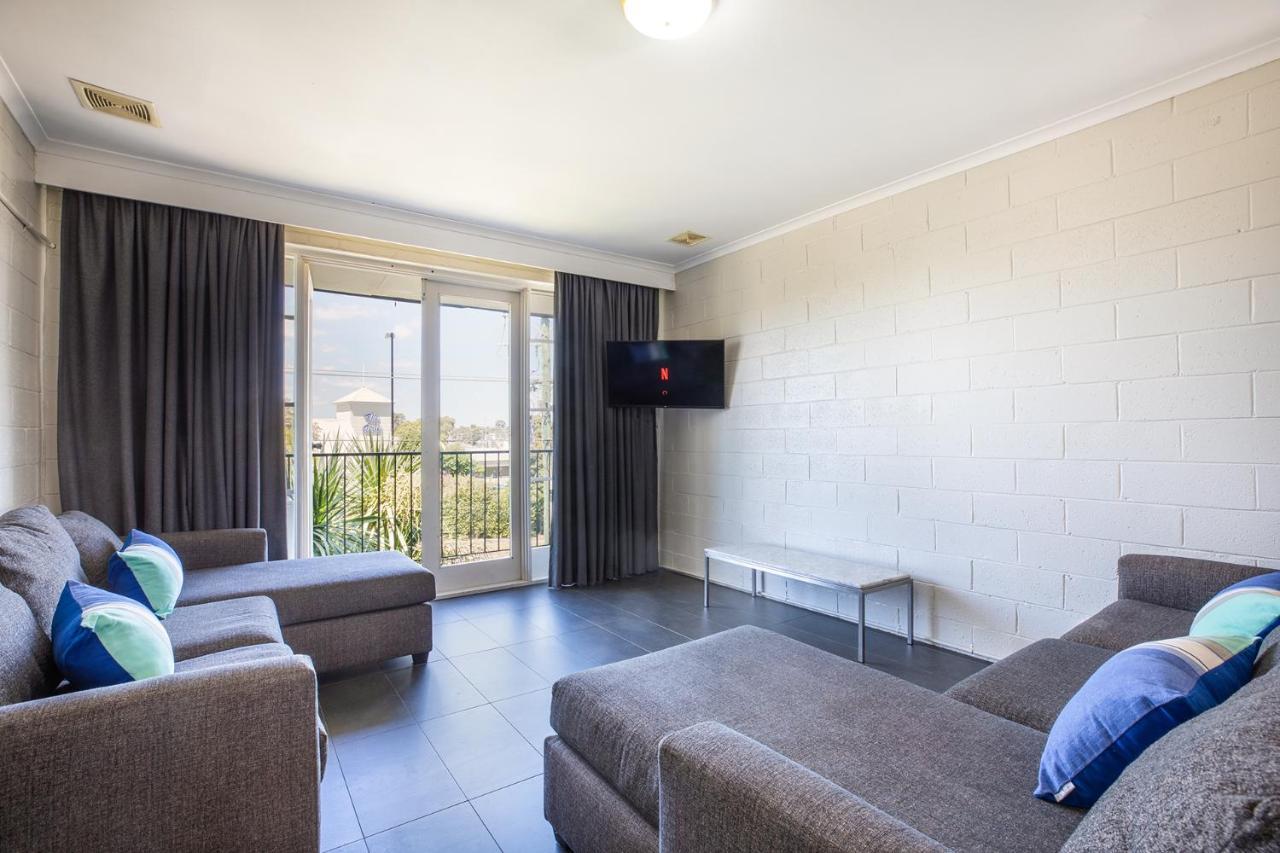 The Mulgrave Motel Extérieur photo